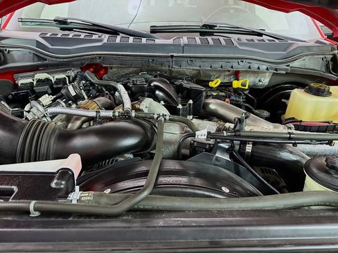 Used 2018 Ford F250 Lariat w/ Lariat Ultimate Package AWD/4WD image 30