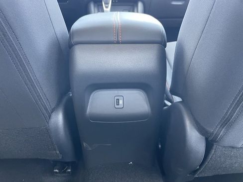 New 2025 Nissan Sentra SR image 18