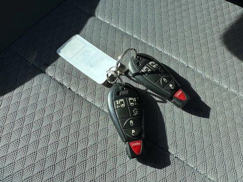 Used 2008 Chrysler Town & Country Touring w/ Family Value Group image 47