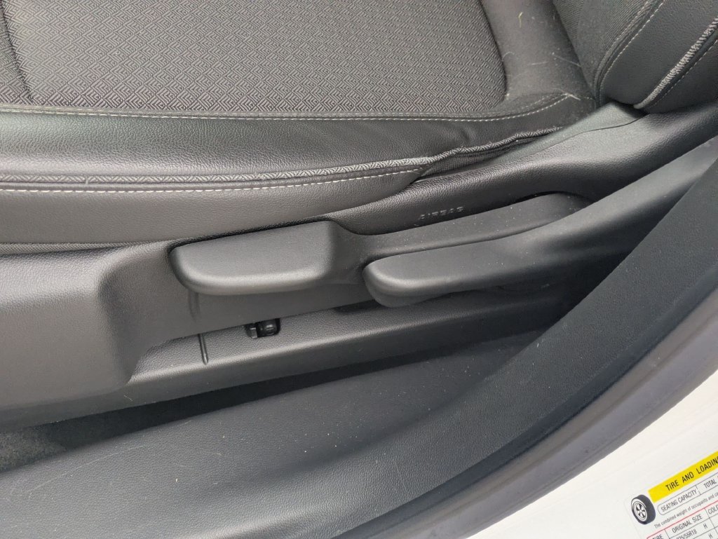 Used 2023 Buick Encore GX Preferred FWD image 16