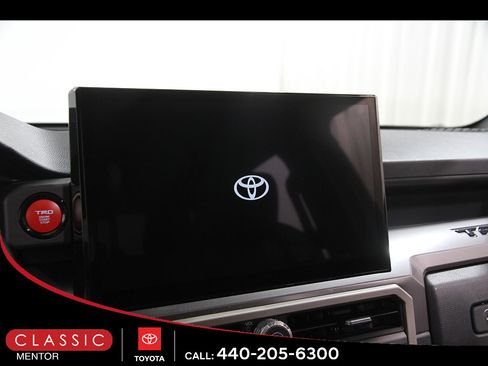 Used 2026 Toyota Tacoma TRD Off-Road AWD/4WD image 9