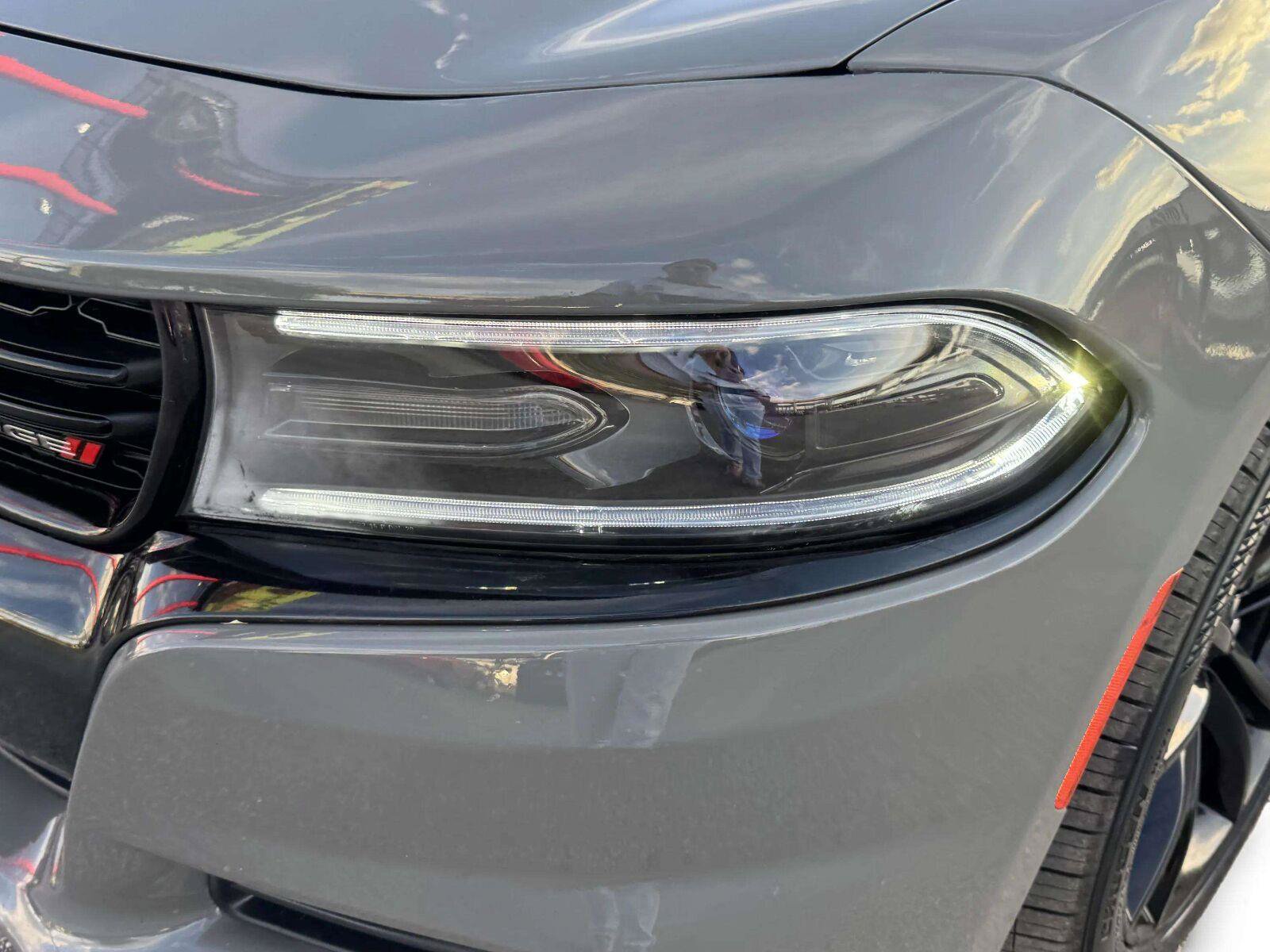 Used 2018 Dodge Charger SXT w/ Blacktop Package RWD image 12