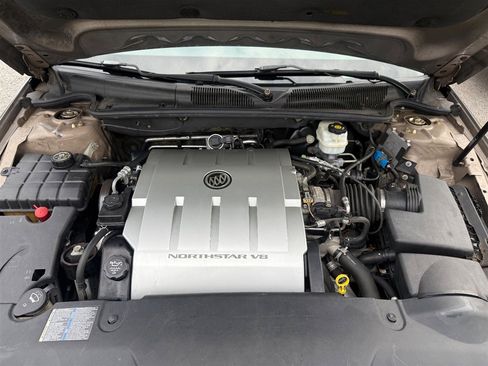 Used 2007 Buick Lucerne CXS image 31