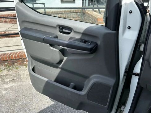 Used 2016 Nissan NV 2500 S w/ Power Package RWD image 19