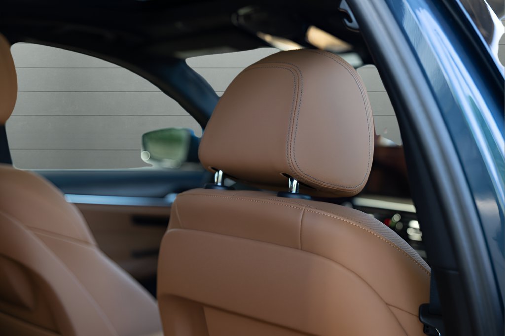 Used 2023 BMW 530i w/ M Sport Package RWD image 50