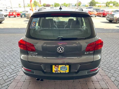 Used 2015 Volkswagen Tiguan SE FWD image 14