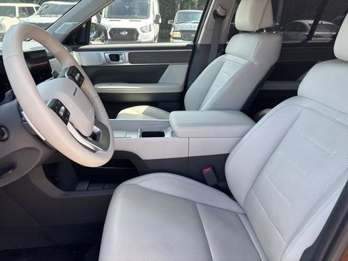 Used 2024 Hyundai Santa Fe Limited image 6