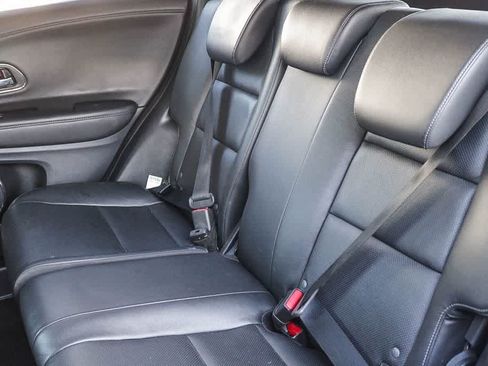 Used 2021 Honda HR-V EX-L image 19