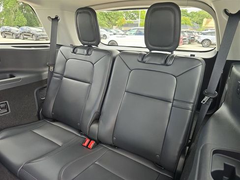 New 2025 Lincoln Aviator 2WD w/ Equipment Group 101A image 11