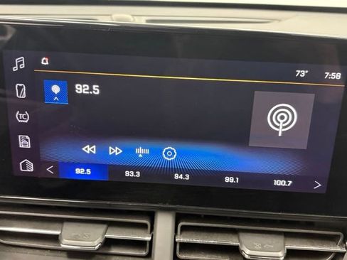 Used 2025 Chevrolet Trax LT w/ Driver Confidence Package FWD image 28