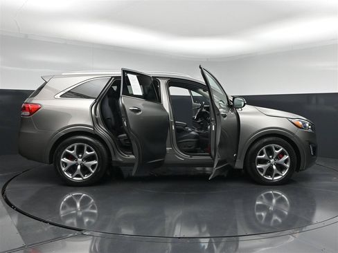 Used 2018 Kia Sorento SX AWD/4WD image 39
