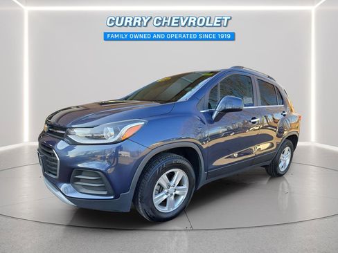 Used 2018 Chevrolet Trax LT w/ Driver Confidence Package image 4