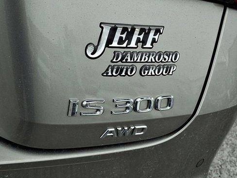 Used 2023 Lexus IS 300 300 w/ Premium Package image 35