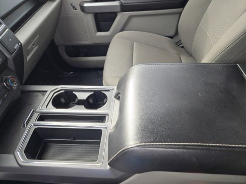 Used 2020 Ford F150 XLT image 26