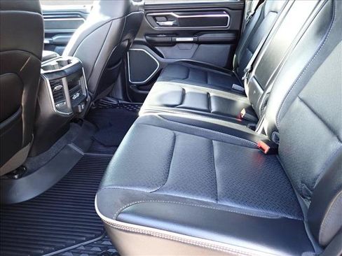Used 2023 RAM 1500 Laramie AWD/4WD image 10