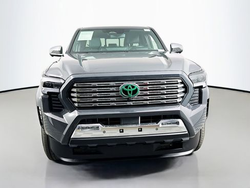 Certified 2025 Toyota Tacoma Limited AWD/4WD image 2