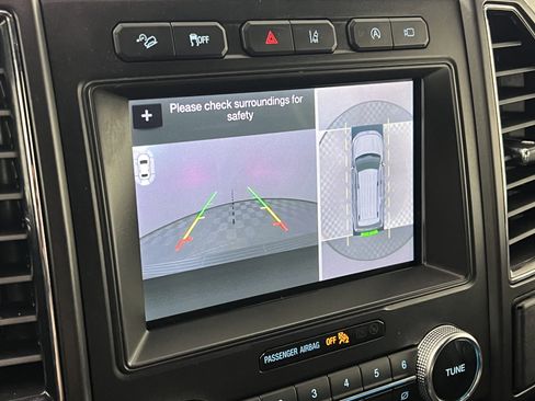 Used 2019 Ford Expedition Limited w/ Special Edition Package image 30