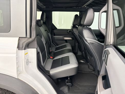 Used 2022 Ford Bronco Black Diamond AWD/4WD image 29