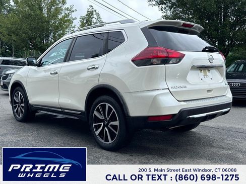 Used 2018 Nissan Rogue SL w/ Premium Package AWD/4WD image 5