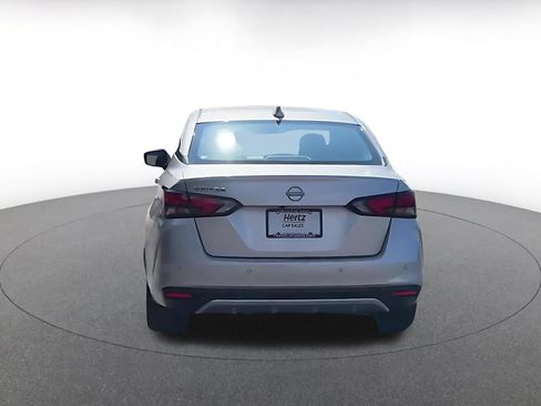 Used 2025 Nissan Versa SV FWD image 10