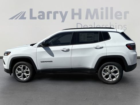 New 2025 Jeep Compass Latitude w/ Convenience Group image 5