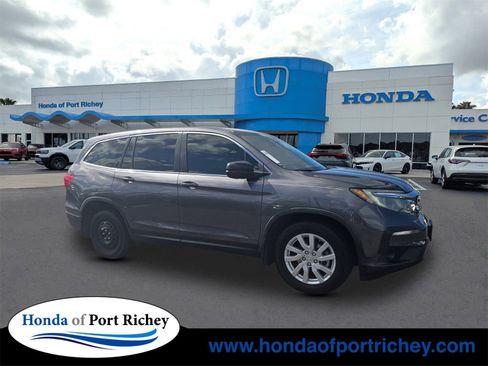 Used 2020 Honda Pilot LX image 1