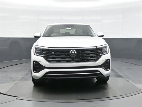 New 2026 Volkswagen Atlas Cross Sport SEL Premium R-Line image 2