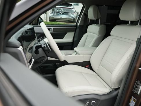 Certified 2026 Hyundai Santa Fe Limited AWD/4WD image 21