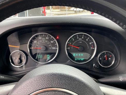 Used 2016 Jeep Wrangler Unlimited Sport image 17