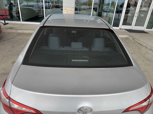 Used 2016 Toyota Corolla L image 6