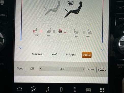 Certified 2022 RAM 1500 Laramie image 12