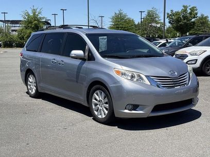 Used 2013 Toyota Sienna Limited w/ Premium Pkg