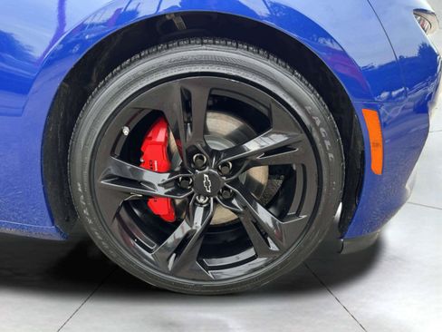 Used 2023 Chevrolet Camaro LT w/ Technology Package RWD image 44
