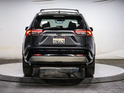 Certified 2025 Toyota RAV4 XSE w/ Advanced Technology Package AWD/4WD image 3