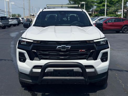 Used 2023 Chevrolet Colorado Z71 w/ Z71 Convenience Package 2 AWD/4WD image 2