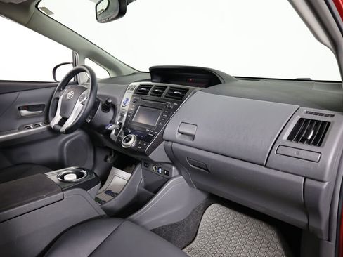 Used 2014 Toyota Prius V Three image 23
