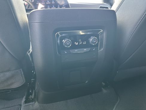 New 2026 Chevrolet Tahoe Premier image 24