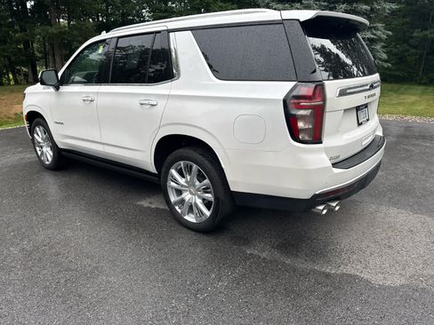 Used 2023 Chevrolet Tahoe High Country w/ Premium Package AWD/4WD image 5