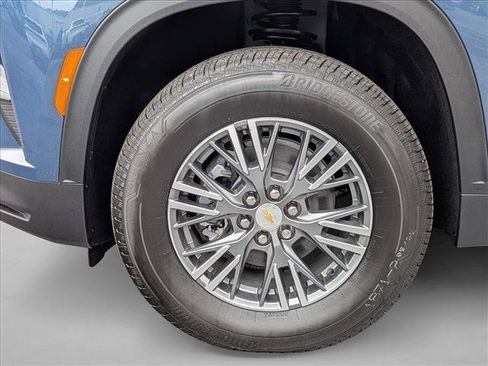New 2026 Chevrolet Traverse LT FWD image 10