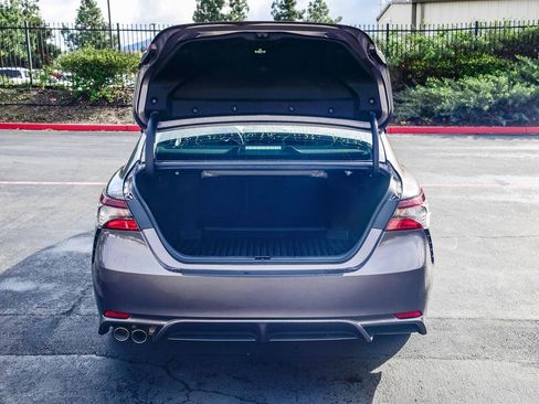 Used 2023 Toyota Camry SE image 30