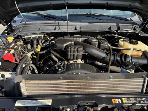 Used 2016 Ford F250 XL image 3
