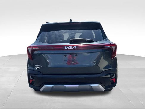 Used 2025 Kia Seltos S FWD image 4