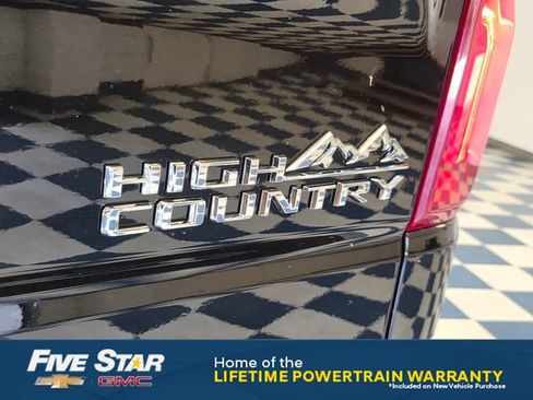 New 2026 Chevrolet Silverado 1500 High Country w/ High Country Premium Package AWD/4WD image 6