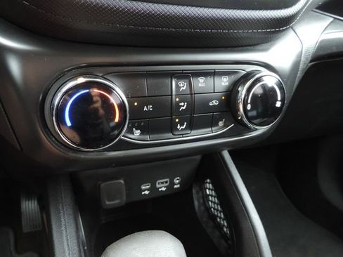 Certified 2023 Chevrolet TrailBlazer LT image 25