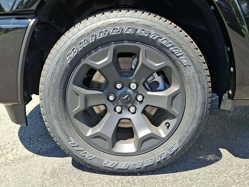 New 2026 RAM 1500 Big Horn AWD/4WD image 6