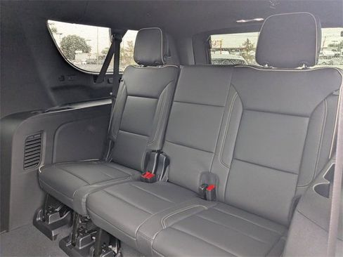 New 2026 GMC Yukon XL Elevation image 14