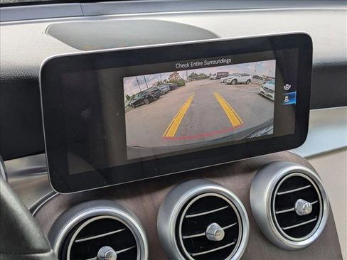 Used 2020 Mercedes-Benz GLC 300 image 12