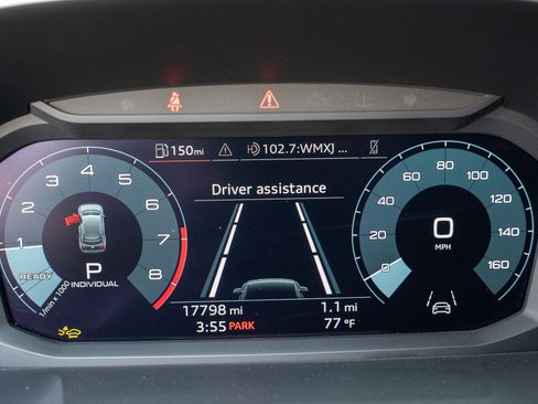 Used 2025 Audi Q3 2.0T Premium image 36