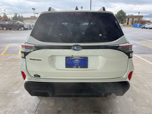 Used 2025 Subaru Forester Limited image 5