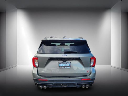 Used 2020 Ford Explorer ST w/ Premium Technology Package image 4